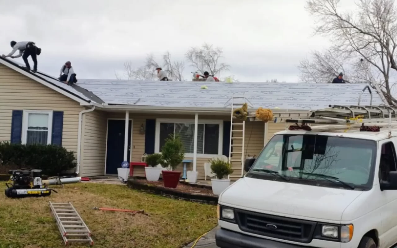 img-tonys-roof_67