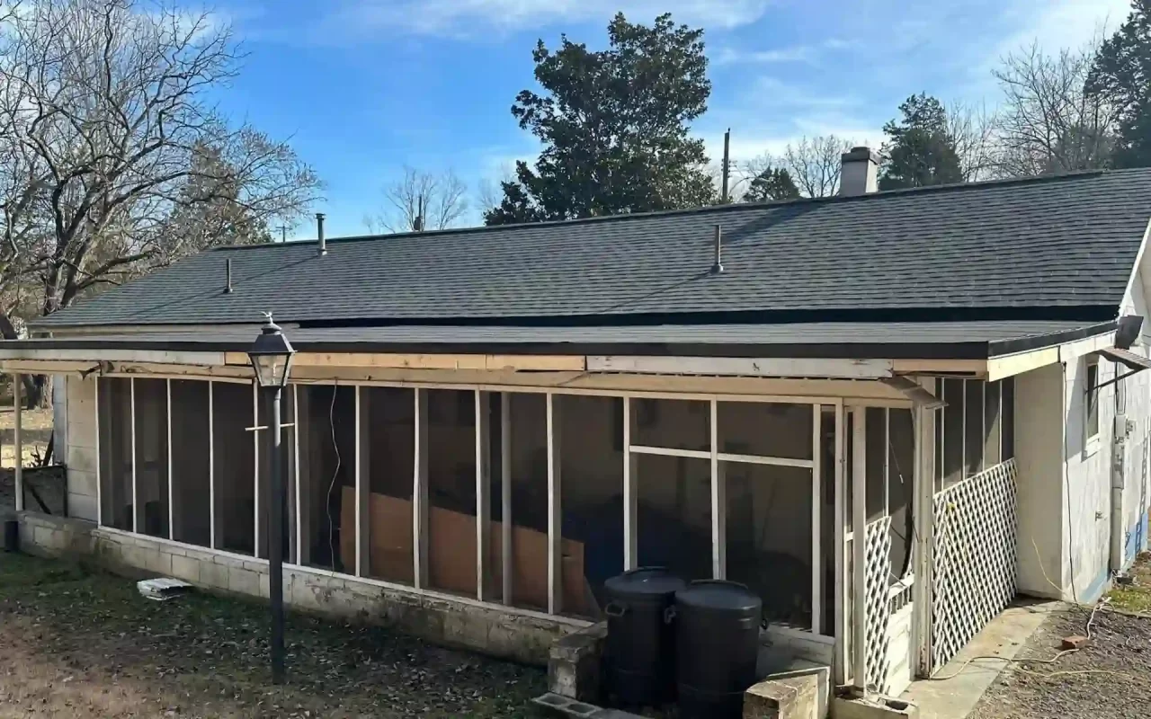 img-tonys-roof_83