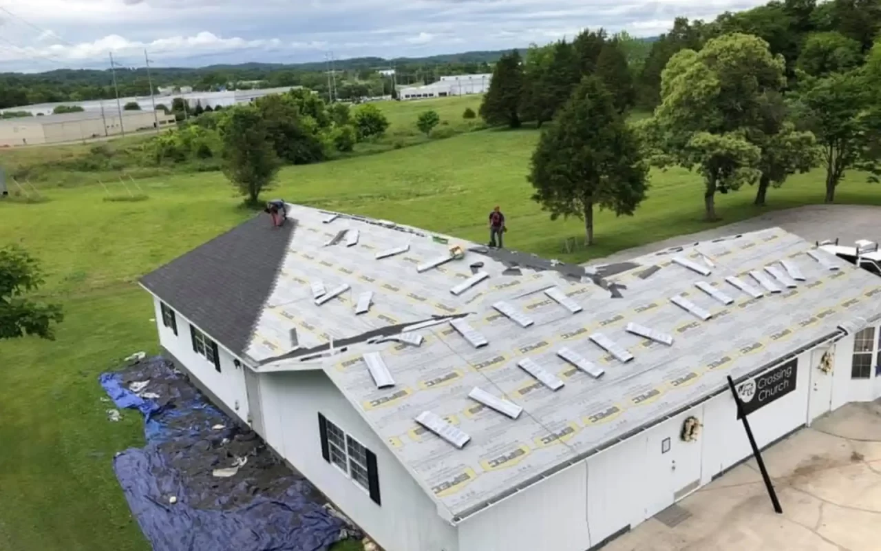 img-tonys-roof_96